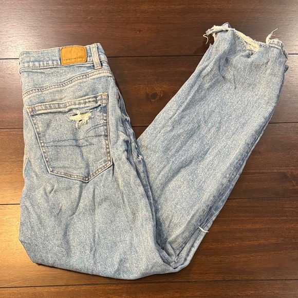 American Eagle Outfitters Ripped Boyfriend Jeans in Light Blue - Picture 6 of 7